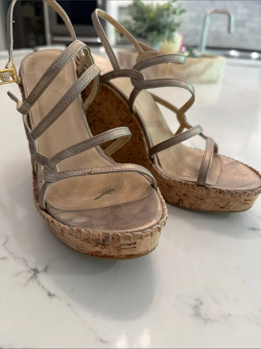 Stuart Weitzman Neutral Metallic Strappy Cork Wedge Sandals - size 7.5 - Picture 7 of 7